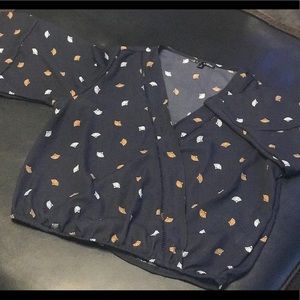 Navy blue with white and gold details XL